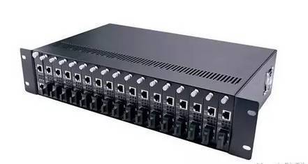 弱電工程中光纖產(chǎn)品的關(guān)鍵應(yīng)用——光纖收發(fā)器詳解